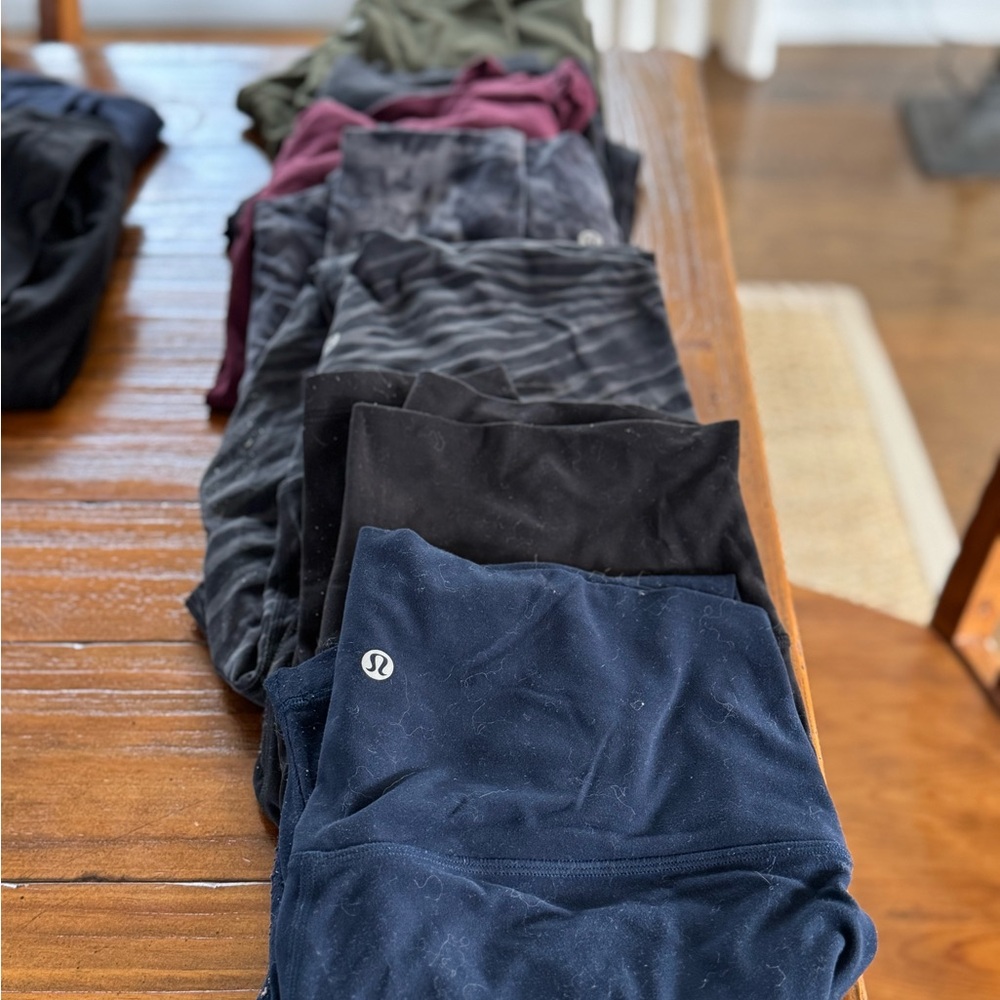 lululemon (7) athletica (2) Leggings - Lot of nine, size 12 leggings.